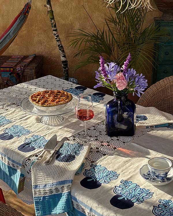 Floral Vase Runner